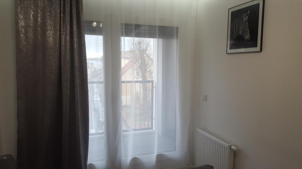 Apartament Skarbowa 2 & Parking Leszno (Greater Poland) Exterior foto
