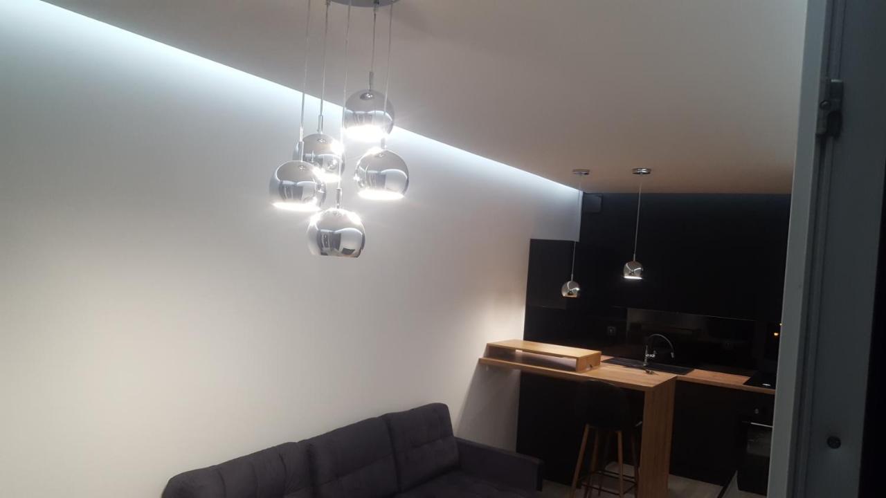 Apartament Skarbowa 2 & Parking Leszno (Greater Poland) Exterior foto