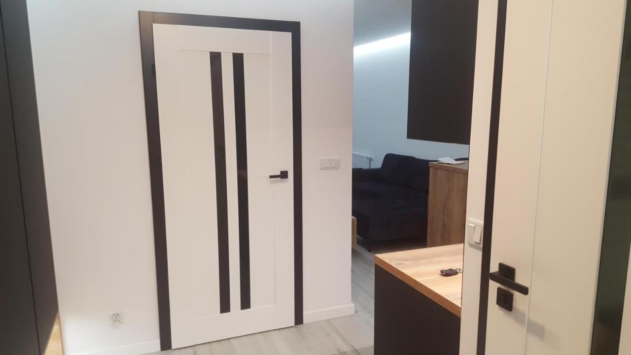 Apartament Skarbowa 2 & Parking Leszno (Greater Poland) Exterior foto
