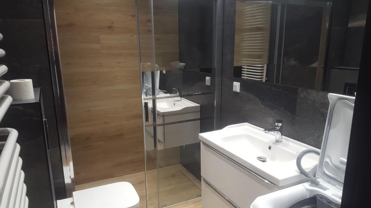 Apartament Skarbowa 2 & Parking Leszno (Greater Poland) Exterior foto