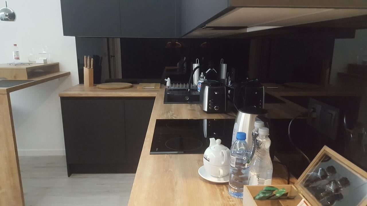 Apartament Skarbowa 2 & Parking Leszno (Greater Poland) Exterior foto